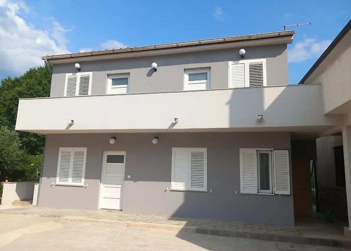 Apartments Crnekovic IX