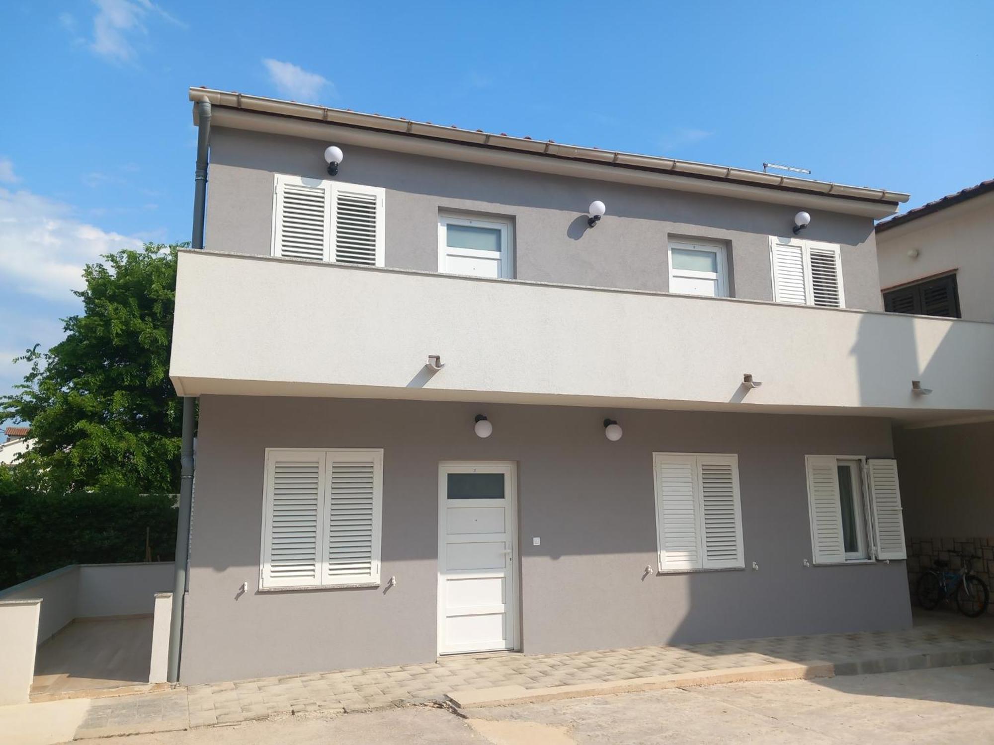 Apartment Crnekovic Ix