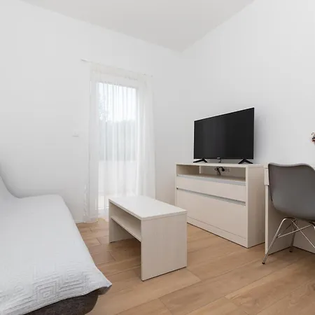 Apartments Crnekovic IX Baška Esterno foto