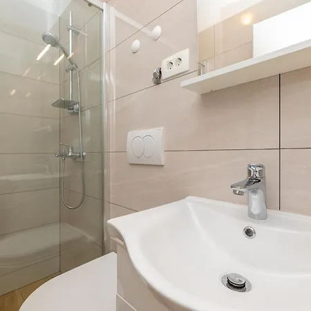 Apartments Crnekovic IX Baška Esterno foto