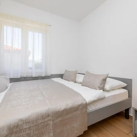 Apartments Crnekovic IX Baška Esterno foto