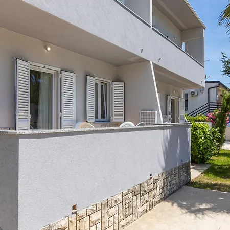 Apartments Crnekovic IX Baška Esterno foto