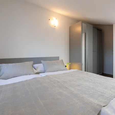 Apartments Crnekovic IX Baška Esterno foto