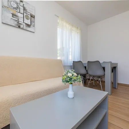 Apartments Crnekovic IX Baška Esterno foto