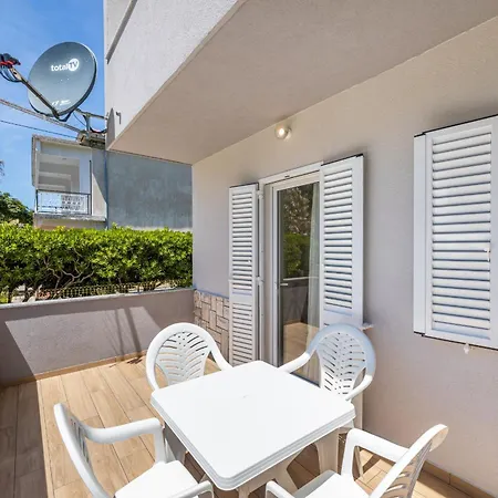 Apartments Crnekovic IX Baška Esterno foto