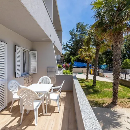 Apartments Crnekovic IX Baška Esterno foto